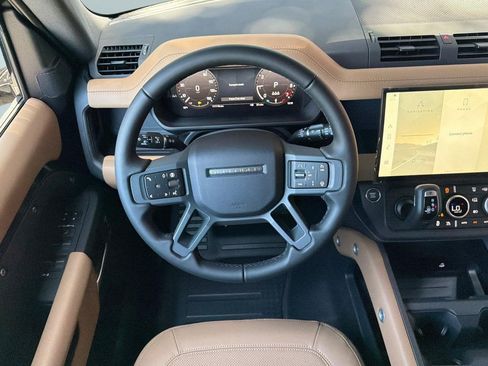 New 2026 Land Rover Defender 110 X-Dynamic SE AWD/4WD image 26