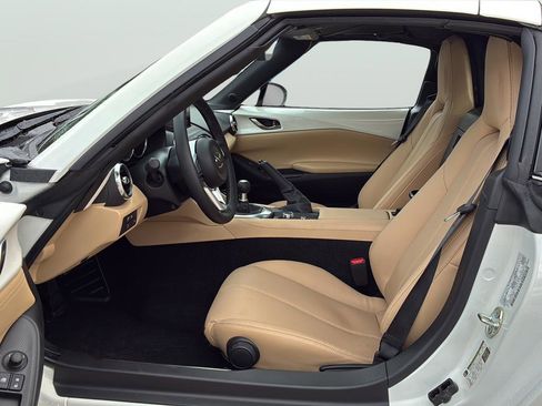 New 2026 MAZDA MX-5 Miata RF Grand Touring RWD image 15