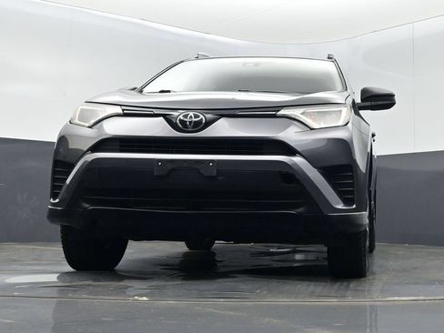 Used 2018 Toyota RAV4 LE w/ All Weather Liner Package AWD/4WD image 11