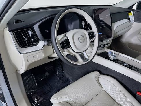 New 2026 Volvo XC60 B5 Ultra w/ Protection Package Premier AWD/4WD image 9