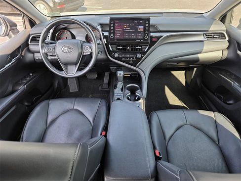 Used 2023 Toyota Camry XSE image 8