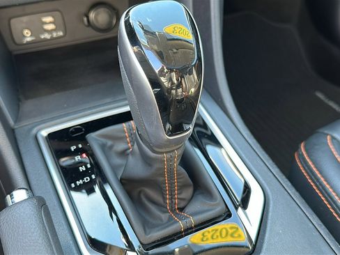 Used 2023 Subaru Crosstrek 2.5i Limited w/ Moonroof Package image 18