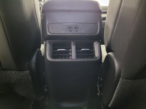 Used 2025 Chevrolet Equinox LT image 23