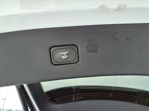 Used 2024 Ford Edge SEL w/ Convenience Package image 8