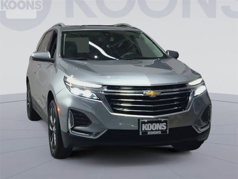 Used 2023 Chevrolet Equinox Premier image 5