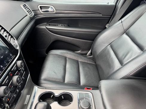 Used 2021 Jeep Grand Cherokee Limited AWD/4WD image 14