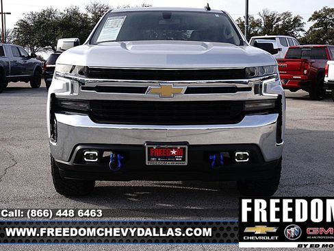 Used 2021 Chevrolet Silverado 1500 LT image 2