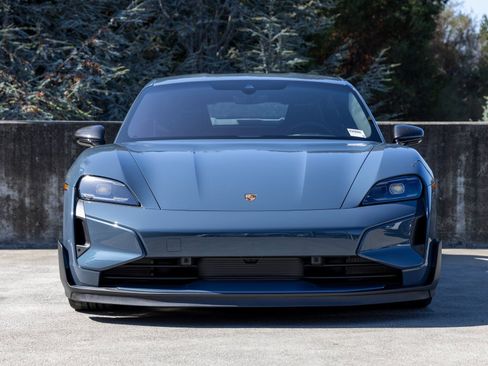 New 2025 Porsche Taycan Turbo GT image 8