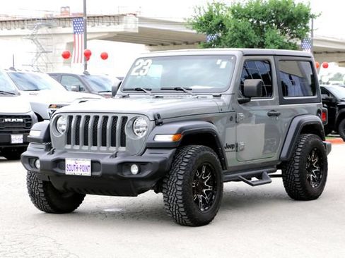 Used 2023 Jeep Wrangler Sport AWD/4WD image 7