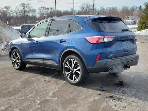 Used 2022 Ford Escape SEL w/ SEL Stealth AWD Package image 4