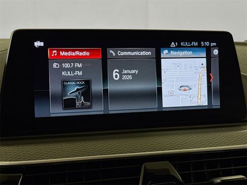 Used 2018 BMW 530i image 13