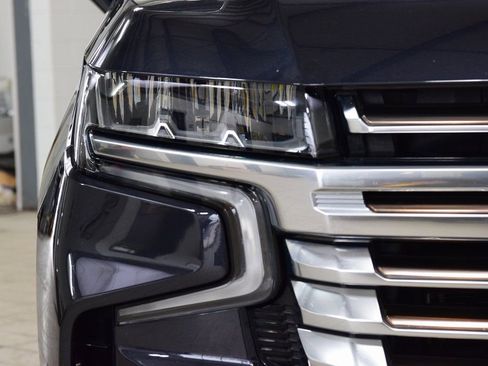 Used 2023 Chevrolet Tahoe High Country w/ LPO, Illumination Package AWD/4WD image 12