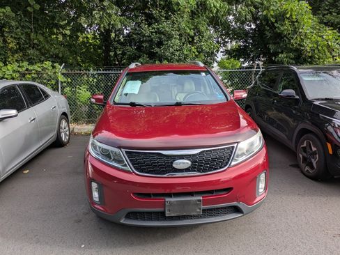 Used 2015 Kia Sorento LX AWD/4WD image 2