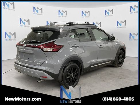 Used 2022 Nissan Kicks SR w/ Exterior Package image 5