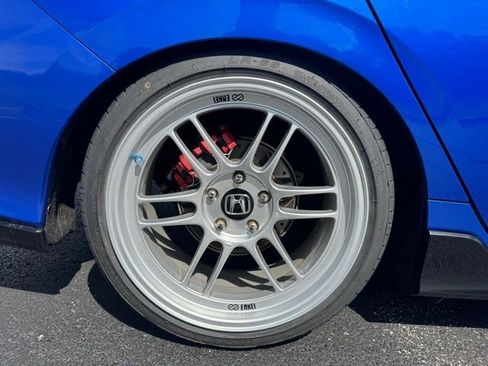 Used 2018 Honda Civic Sport Touring image 9