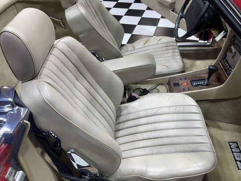 Used 1989 Mercedes-Benz 560 SL image 64