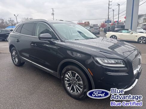 Used 2022 Lincoln Nautilus Reserve w/ Luxury Package image 4