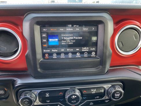 Used 2021 Jeep Wrangler Unlimited Rubicon w/ Steel Bumper Group image 12