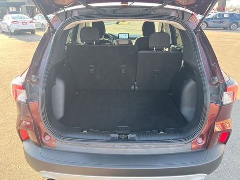 Used 2021 Ford Escape SE w/ Cold Weather Package image 27