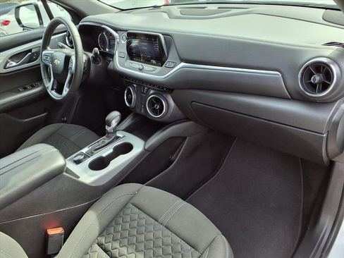 Used 2021 Chevrolet Blazer LT image 25
