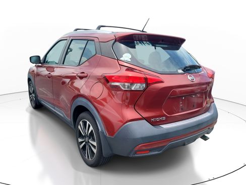 Used 2018 Nissan Kicks SR FWD image 5