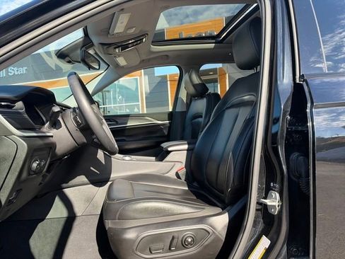 Certified 2024 Jeep Grand Cherokee Limited image 23