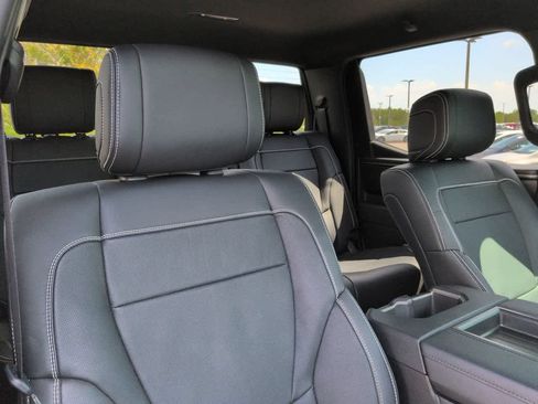 Used 2026 Toyota Tundra SR5 w/ SR5 Premium Package AWD/4WD image 7