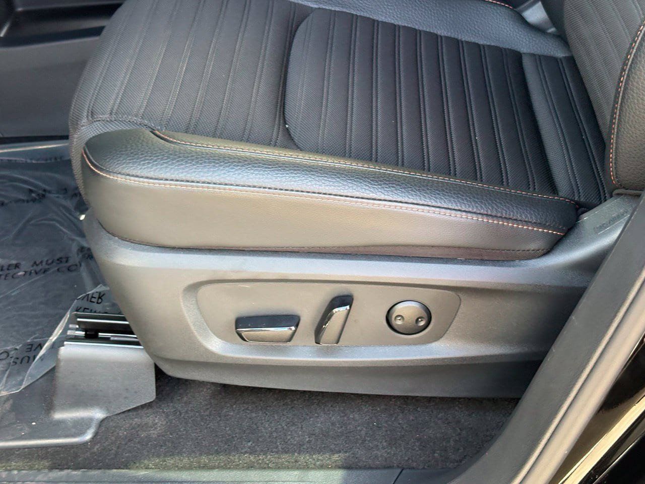 Certified 2025 Nissan Pathfinder Rock Creek AWD/4WD image 22
