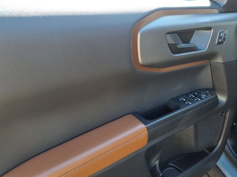 Certified 2025 Ford Bronco Sport Outer Banks w/ Outer Banks Tech Package+ AWD/4WD image 11