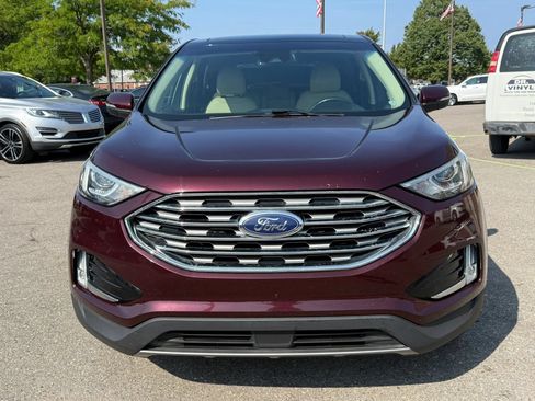 Used 2019 Ford Edge SEL w/ Equipment Group 201A AWD/4WD image 2