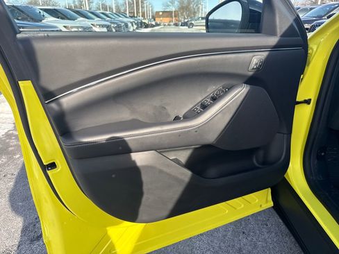 Used 2025 Ford Mustang Mach-E Select w/ Comfort Package Lite image 27