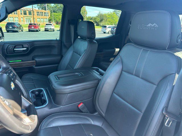 Used 2019 Chevrolet Silverado 1500 High Country w/ Technology Package AWD/4WD image 17