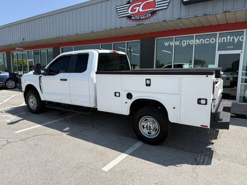 Used 2023 Ford F250 XL w/ XL Driver Assist Package AWD/4WD image 4