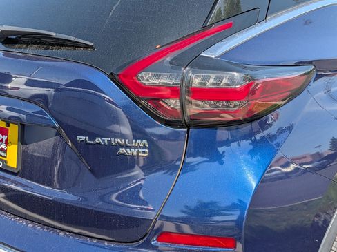 Used 2019 Nissan Murano Platinum AWD/4WD image 17