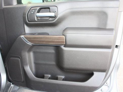 Used 2021 Chevrolet Silverado 1500 RST image 42