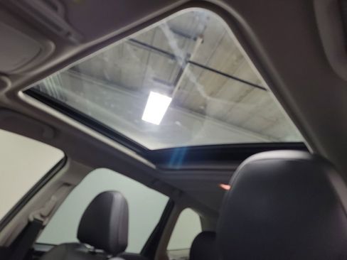 Used 2021 Subaru Forester Limited image 14