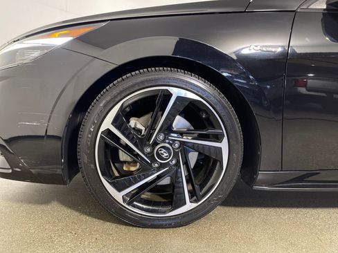 Used 2021 Hyundai Elantra N Line FWD image 11