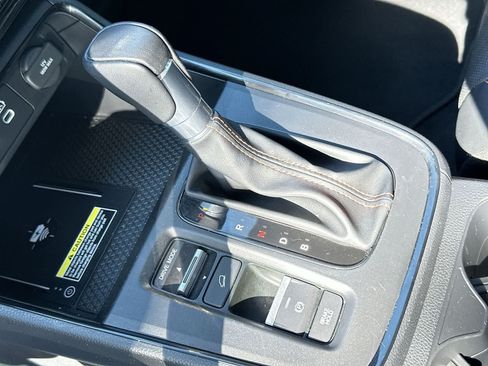 Used 2024 Honda CR-V Sport Touring image 22
