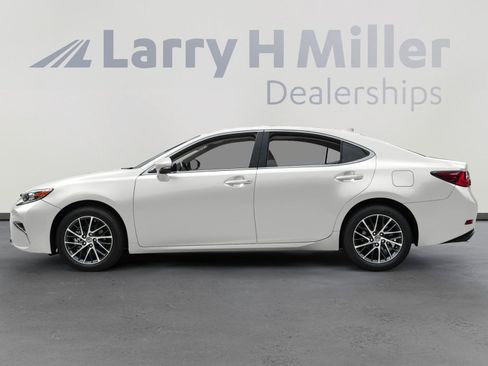 Used 2016 Lexus ES 350 350 image 3