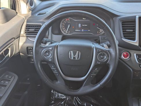 Used 2020 Honda Ridgeline RTL image 16