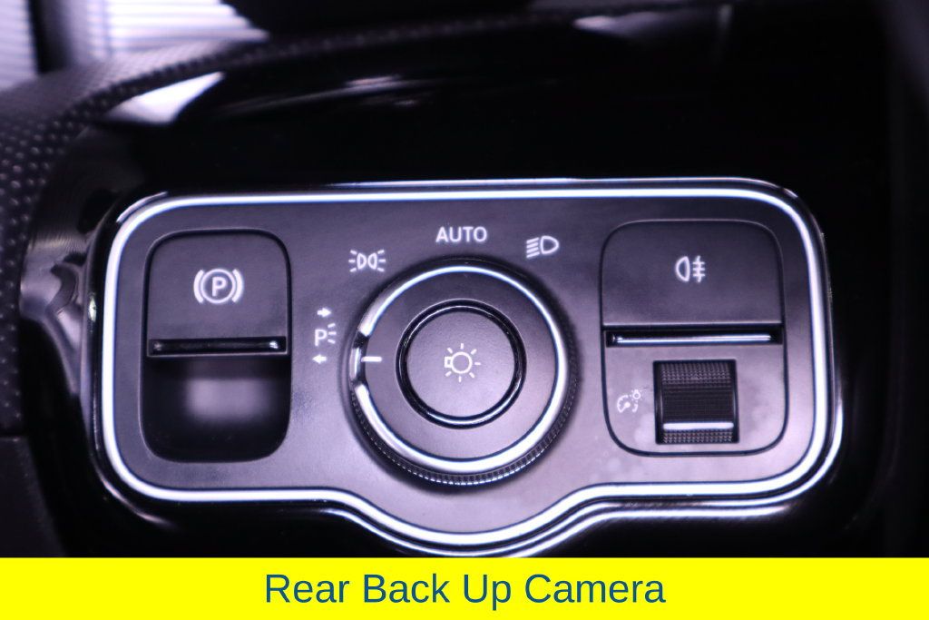 Used 2020 Mercedes-Benz CLA 250 image 24