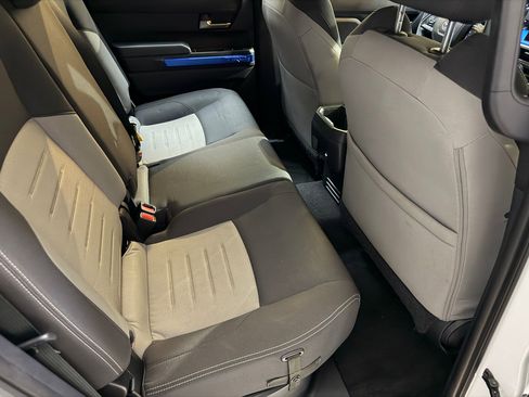 Used 2024 Toyota Tacoma TRD Sport image 41