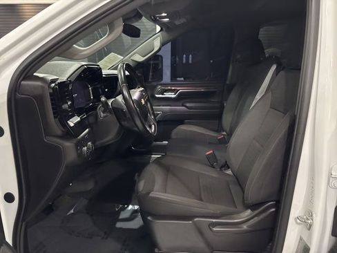Used 2024 Chevrolet Silverado 2500 LT image 11