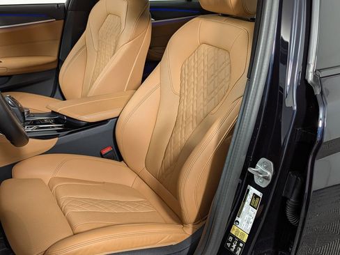 Certified 2022 BMW 530i xDrive w/ M Sport Package image 20