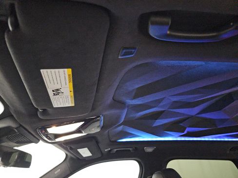 Used 2024 BMW XM 4.4L Twin-Turbo 644-HP xDrive image 13