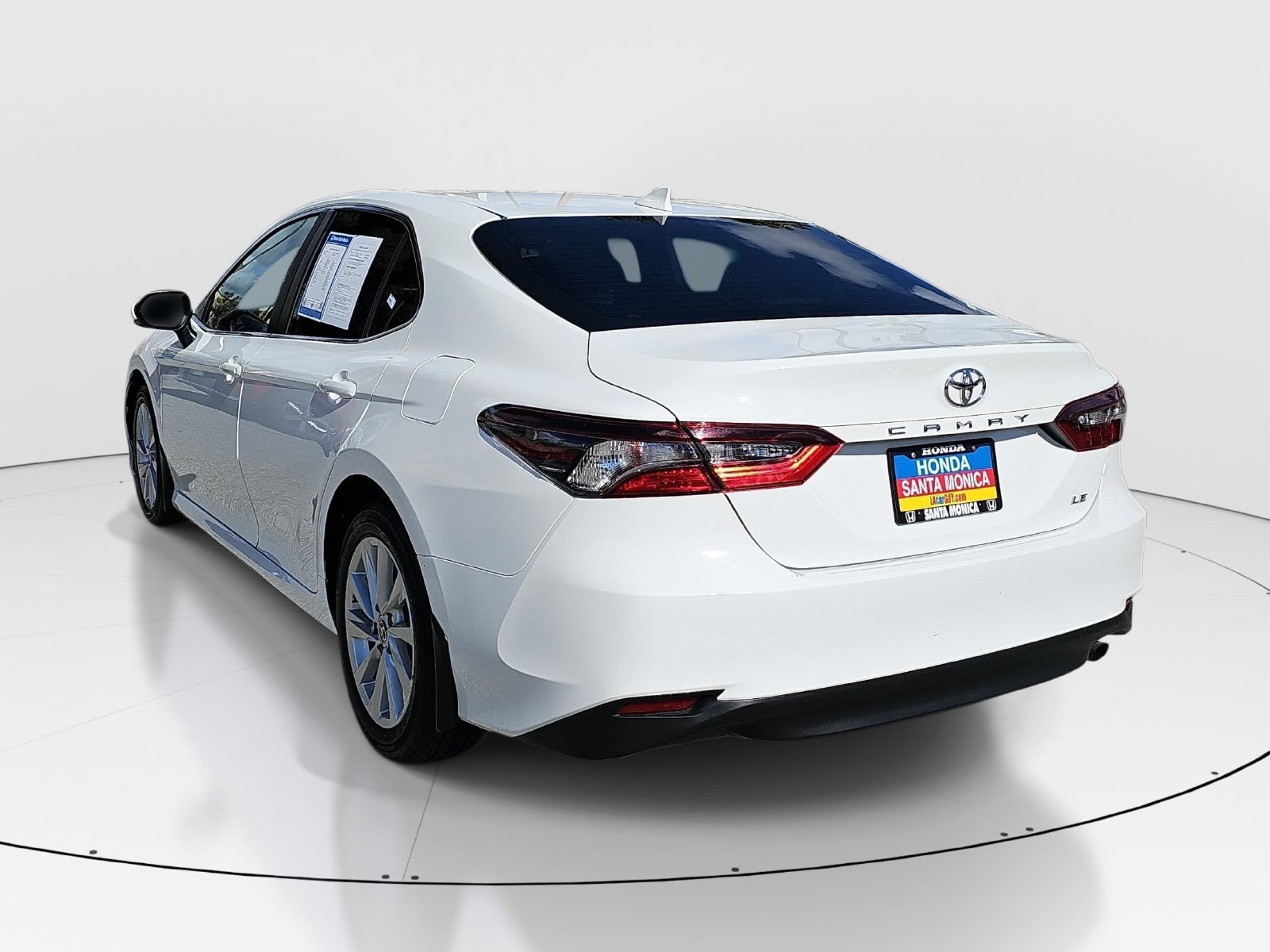 Used 2024 Toyota Camry LE FWD image 7