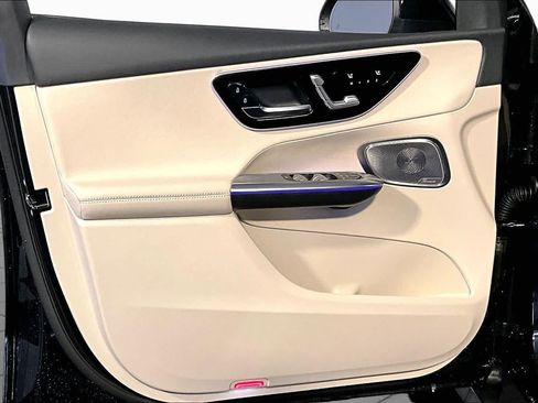 New 2026 Mercedes-Benz GLC 300 4MATIC image 11
