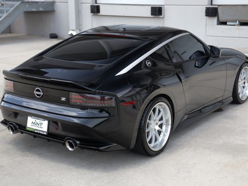 Used 2024 Nissan Z Sport w/ Floor Mat Package RWD image 16