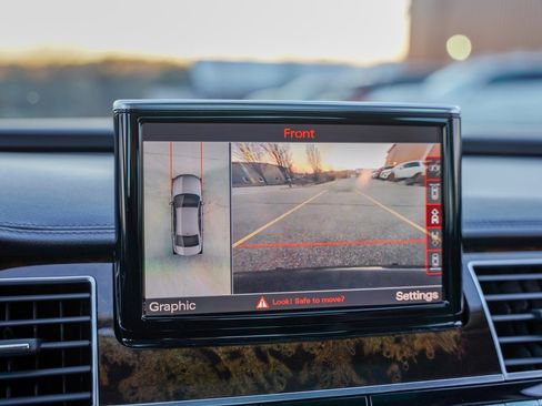 Used 2018 Audi A8 L 4.0T image 26