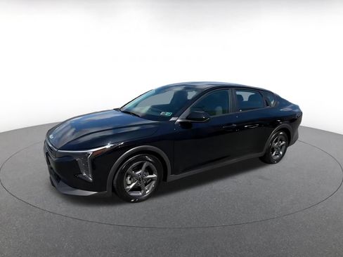 Used 2025 Kia K4 FWD image 6
